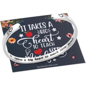 M MOOHAM Bracelets for Women Girls, Mantra Bracelet Funny Inspirational Jewelry Gifts for Best Friend, Mom, Daughter, Son, Sister, Niece Birthday Mothers Day Present Come Gift Box(It takes a big heart to teach little minds)